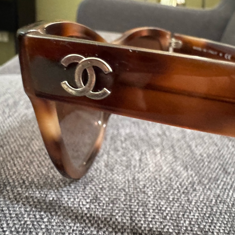 💋SOLD💋Chanel Brown Sunglasses